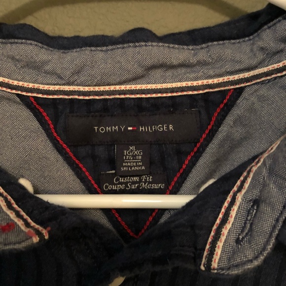 Vintage Tommy Hilfiger Womens Button Up. - Picture 3 of 4